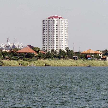 ホテルMekong View Tower プノンペン エクステリア 写真